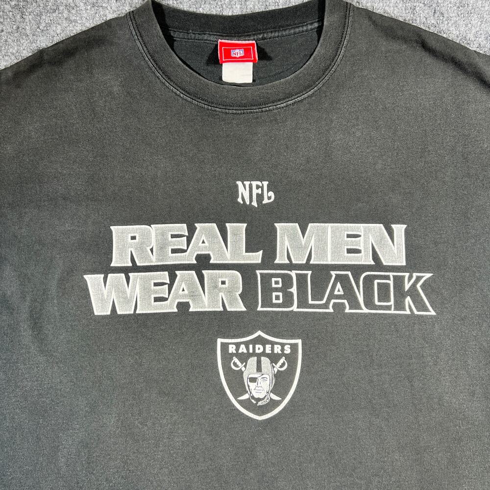 Y2K Oakland Raiders Real Men Wear Black T-Shirt 2XL Black NFL
